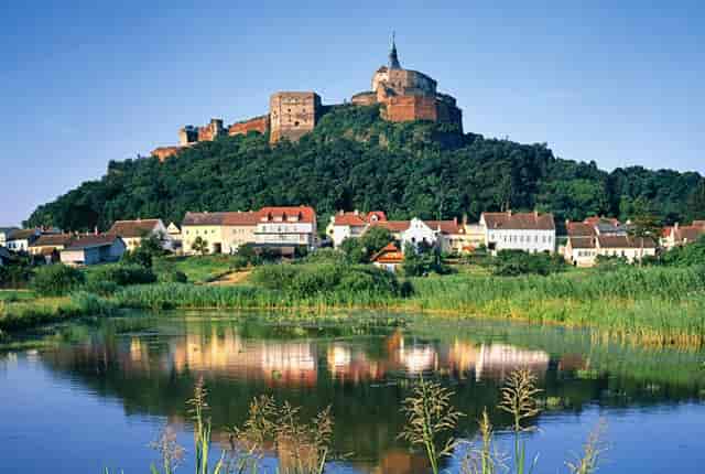 抓获23人，2个电信诈骗犯罪团伙被打掉！