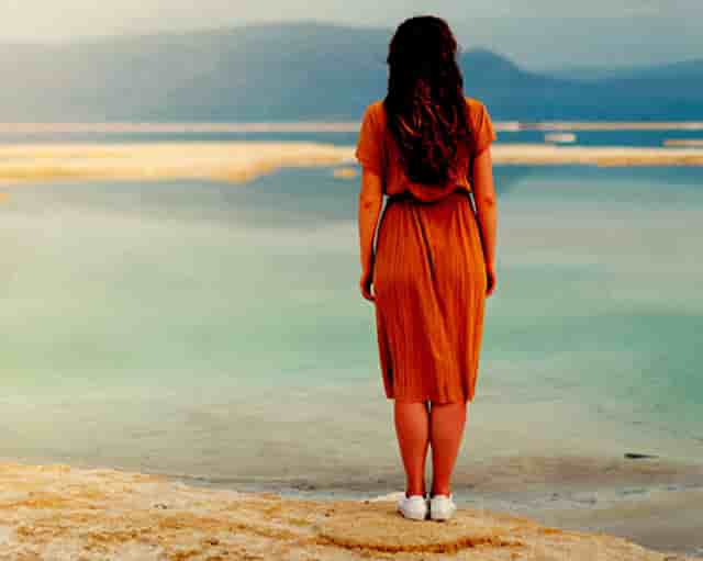 孩子不和家长玩手机怎么办(孩子说别人不和我玩,家长怎么办)